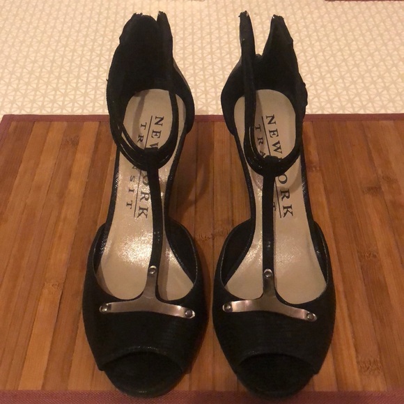 New York Transit Shoes - Women wedge heels size 7.5 M